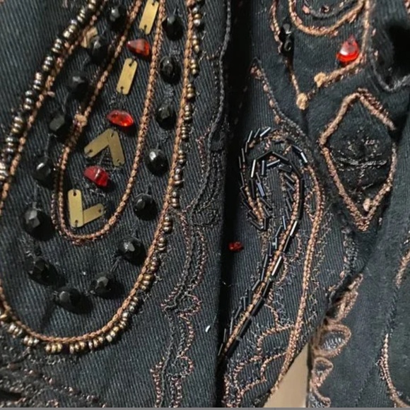 Chico's Design Black Denim Embellished Trucker Jacket sz XL - Picture 4 of 14